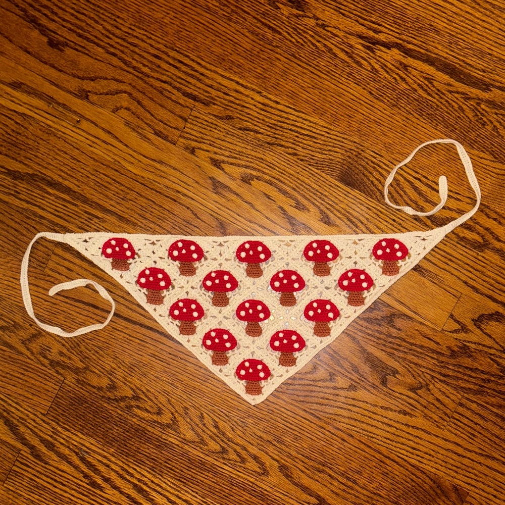 Dollskill Mushroom Knit handkerchief